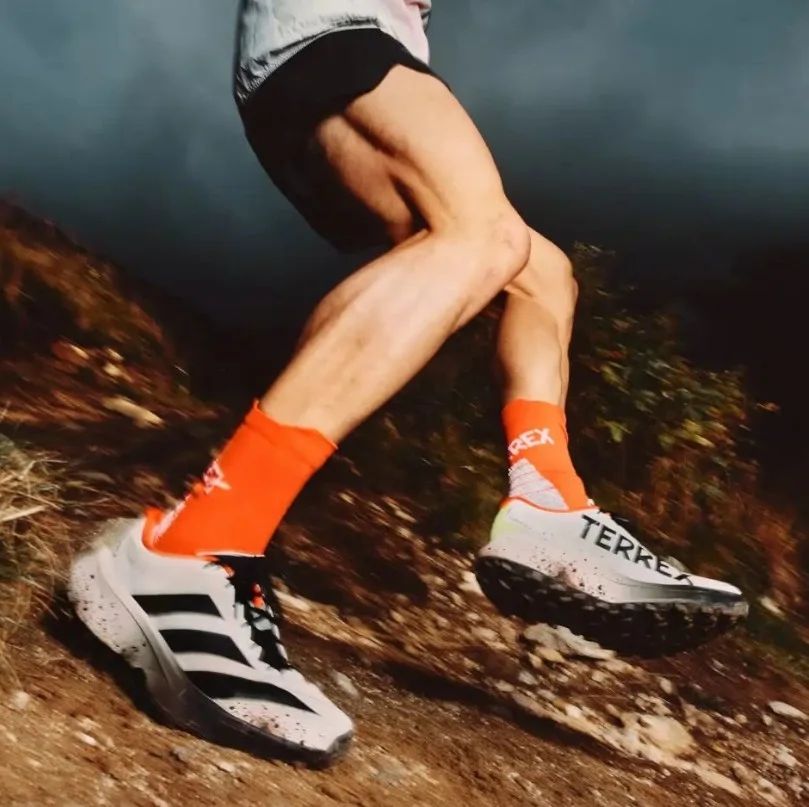 Zapatilla_de_trail_running_Terrex_Agravic_4