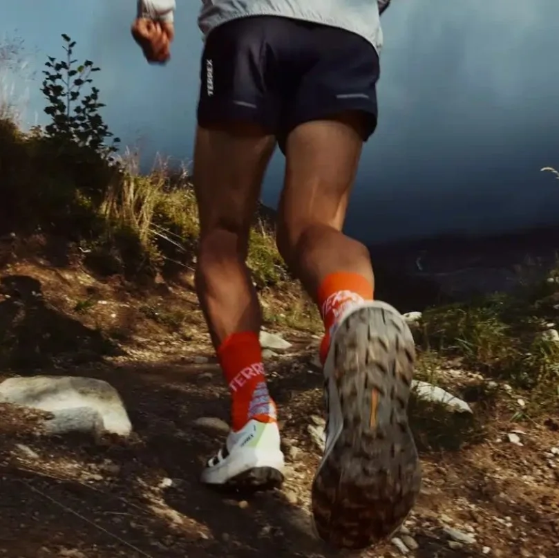 Zapatilla_de_trail_running_Terrex_Agravic_4