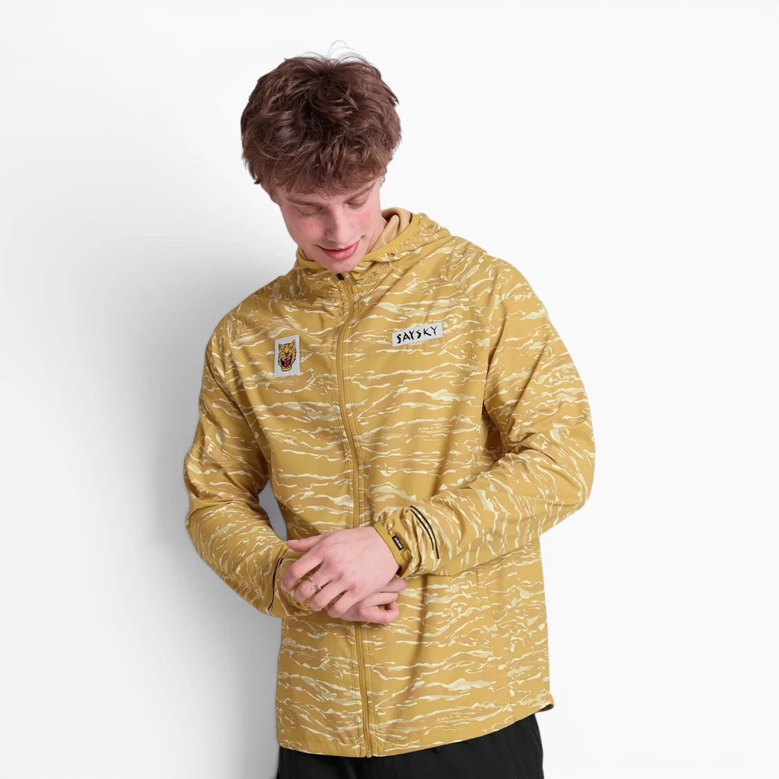Chaqueta SAYSKY Tiger Pace Jacket Yellow Camo para running