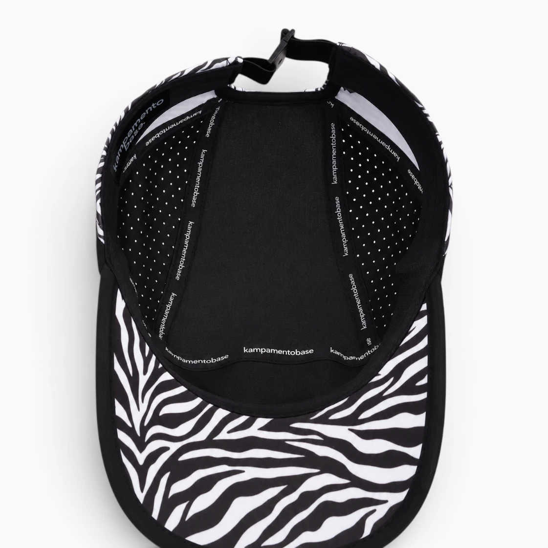 gorra-kb-zebra-7 gorras para trail running de edicion limitada de kampamento base