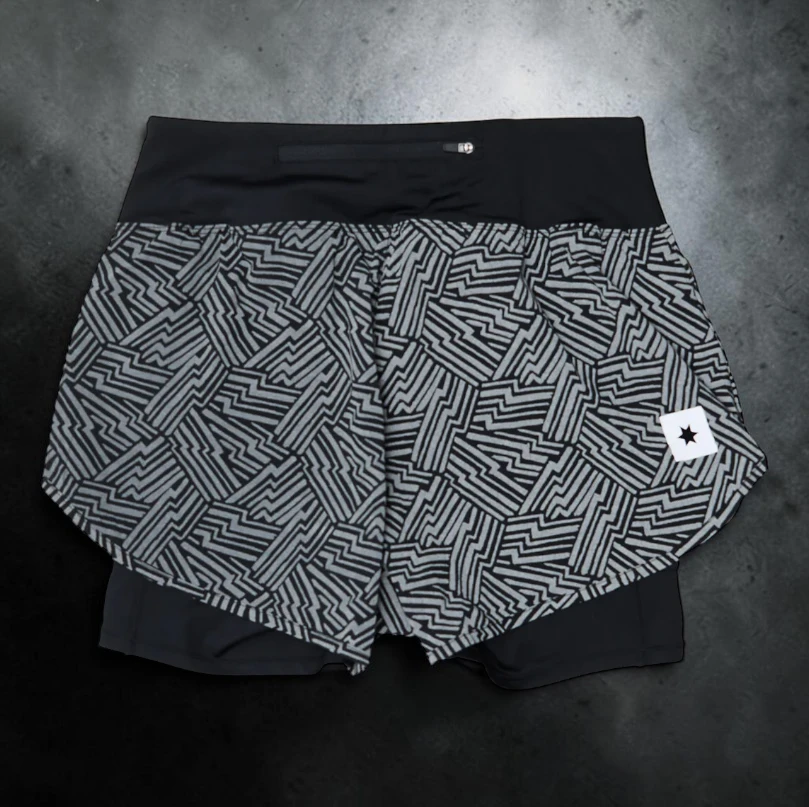 Reflective 2 in 1 Pace Shorts 3''9