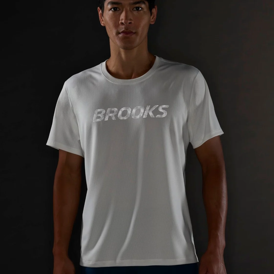BROOKS DASH REFLECTIVE SHORT SLEEVE HOMBRE - Imagen 3