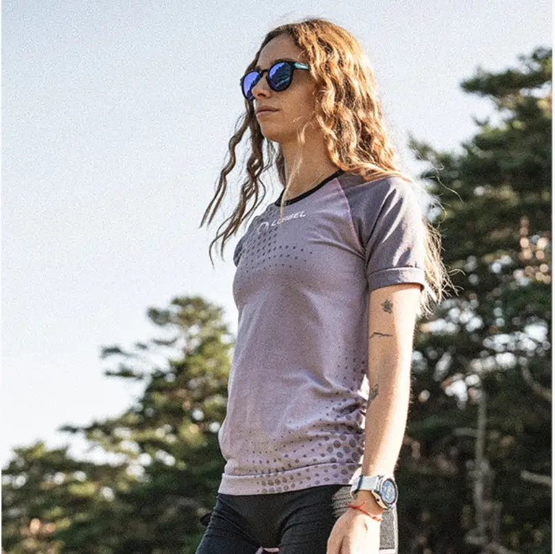Camiseta Lurbel Spirit Flux con tecnología Performance Dry